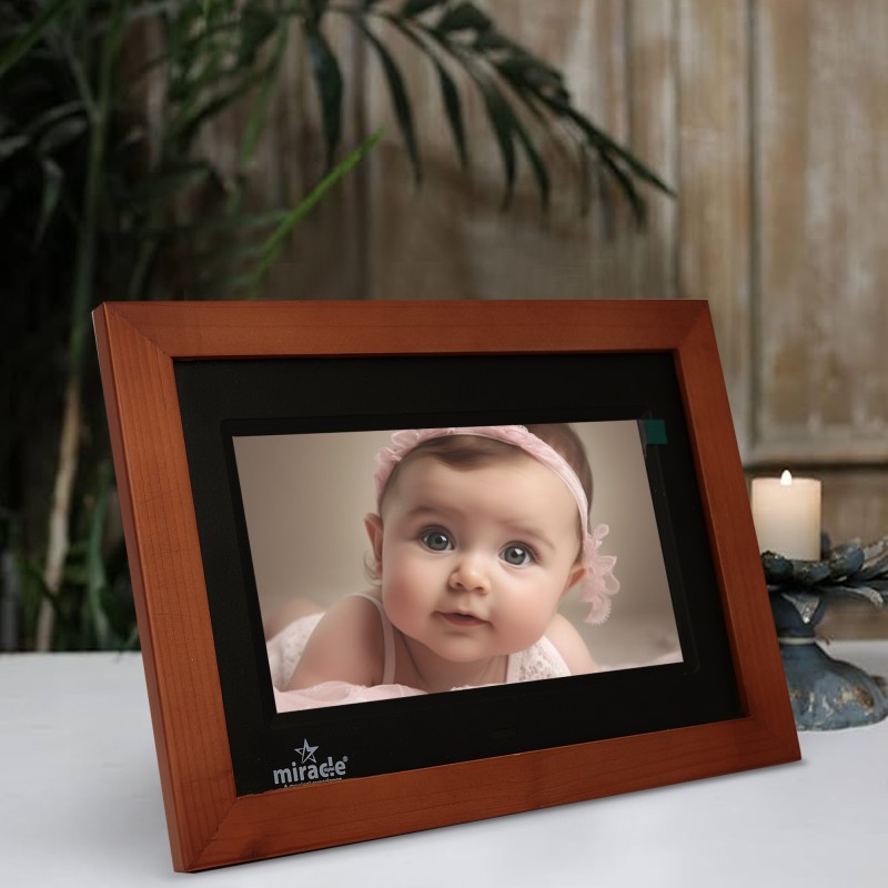 Miracle Digital 7''(17.8) IPS Dark Wooden Digital Photo Frame